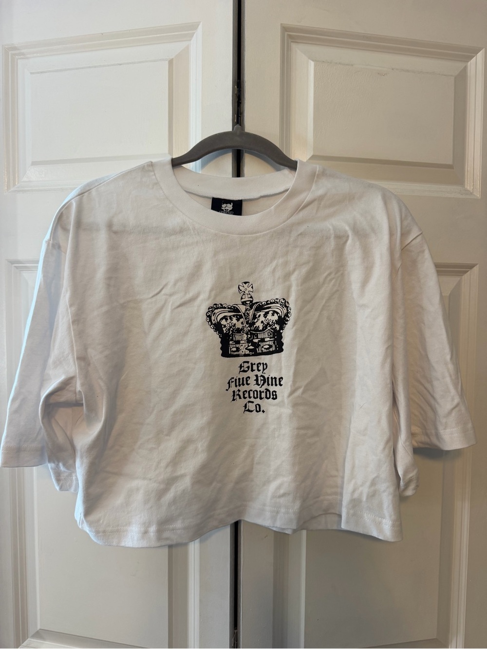 G59 cropped tee